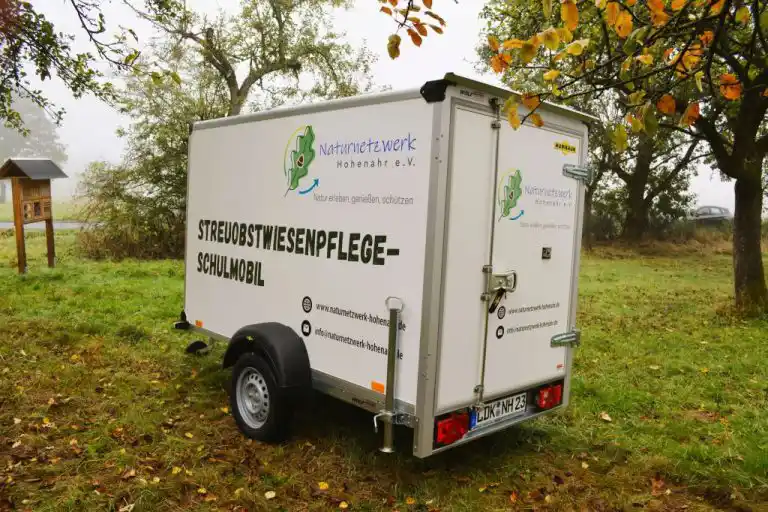 Streuobstwiesenpflege-Schulmobil